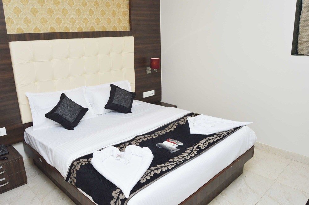 Hotel A. K. International - Fort Mumbai Exterior foto